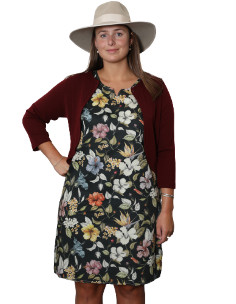 Merino Bolero Jacket at AOK Clothing.  Perfect for all seasons. This ultra fine super soft merino bolero jacket is versatile and comfortable.