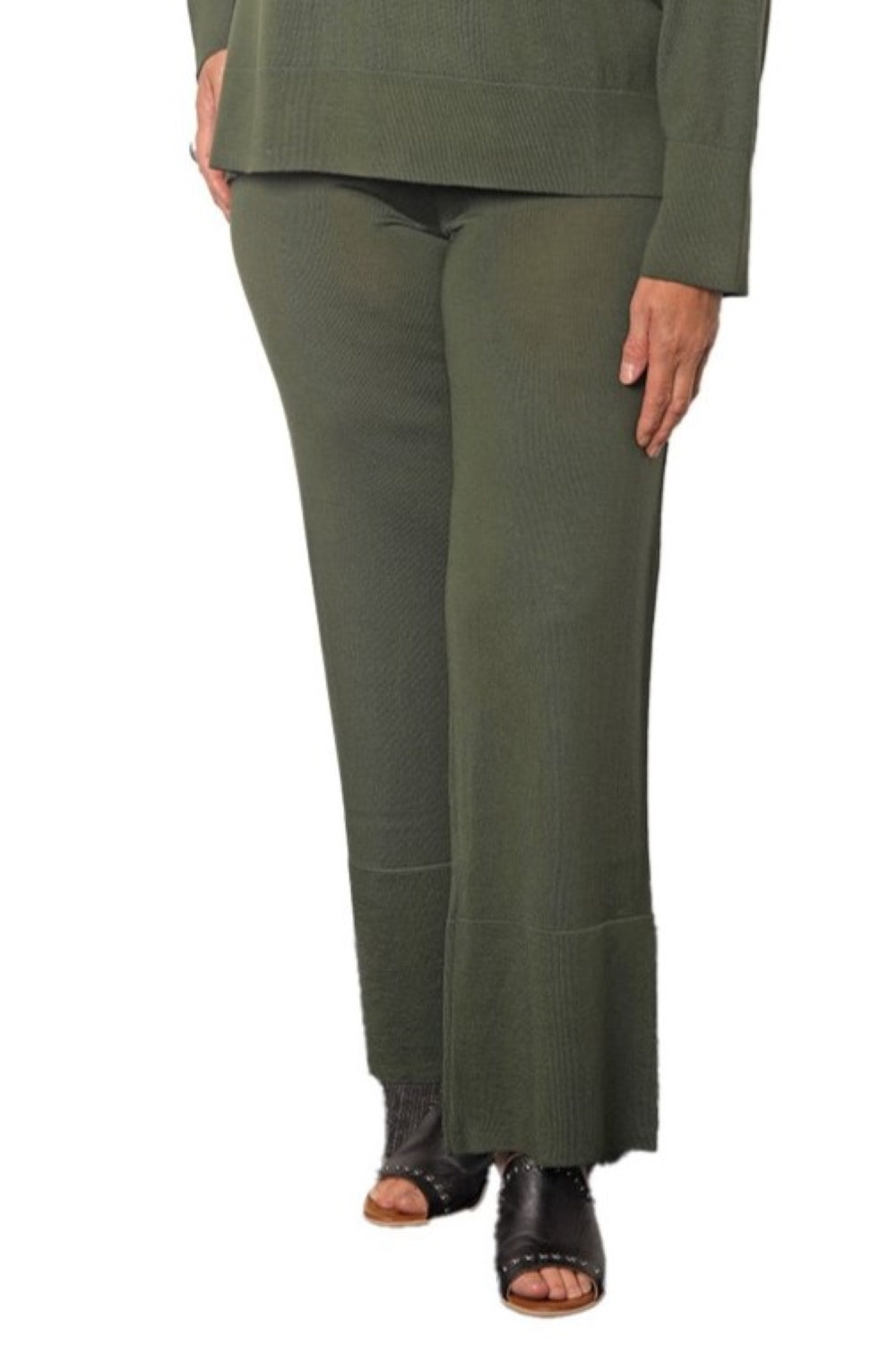 AOK Clothing's 100% Merino Pant - Stacie Militare