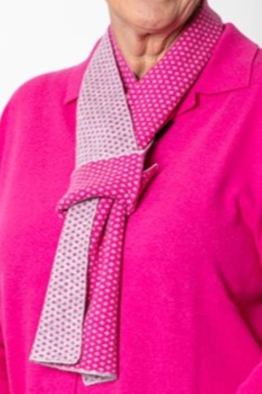 Cashmere Merino Pattern Neck Scarf 2 Buttons Fuchsia