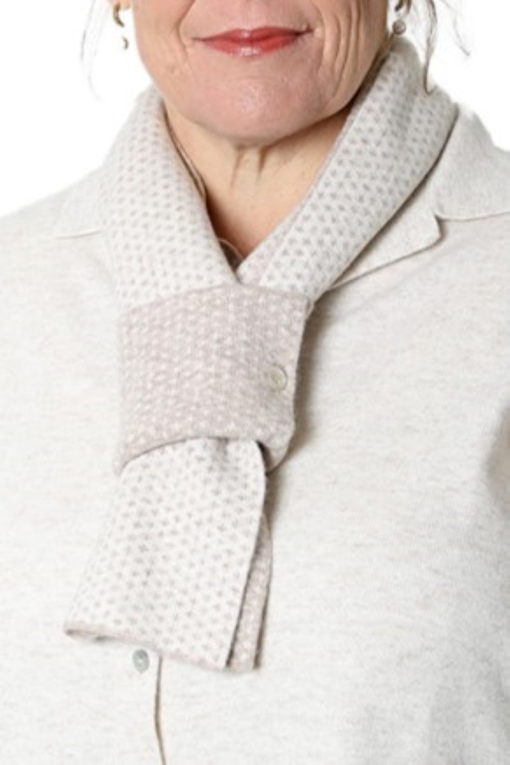Cashmere Merino Pattern Neck Scarf 2 Buttons Beige/Oatmeal