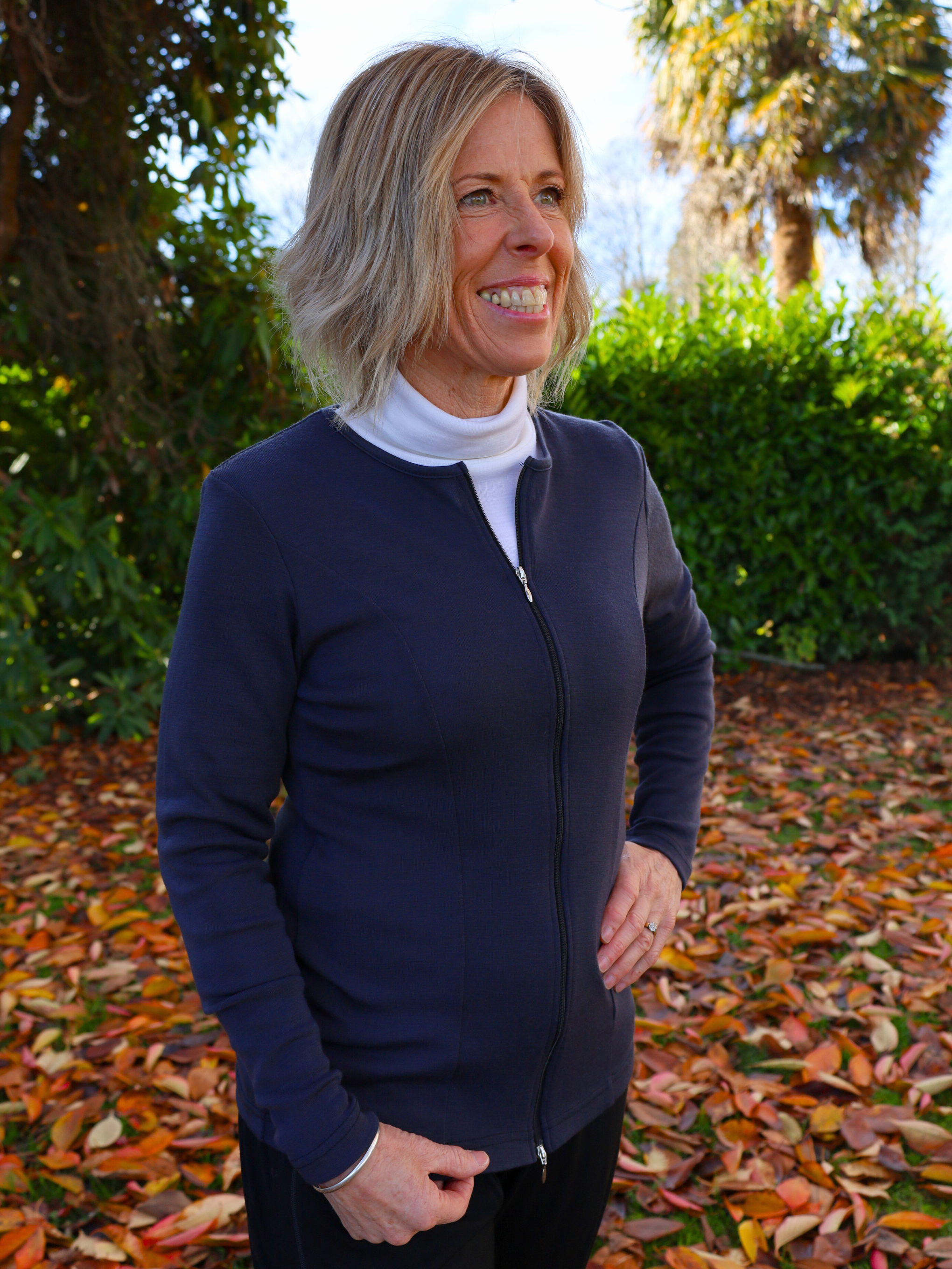 Bay Road Merino Catherine Cardi Graphite