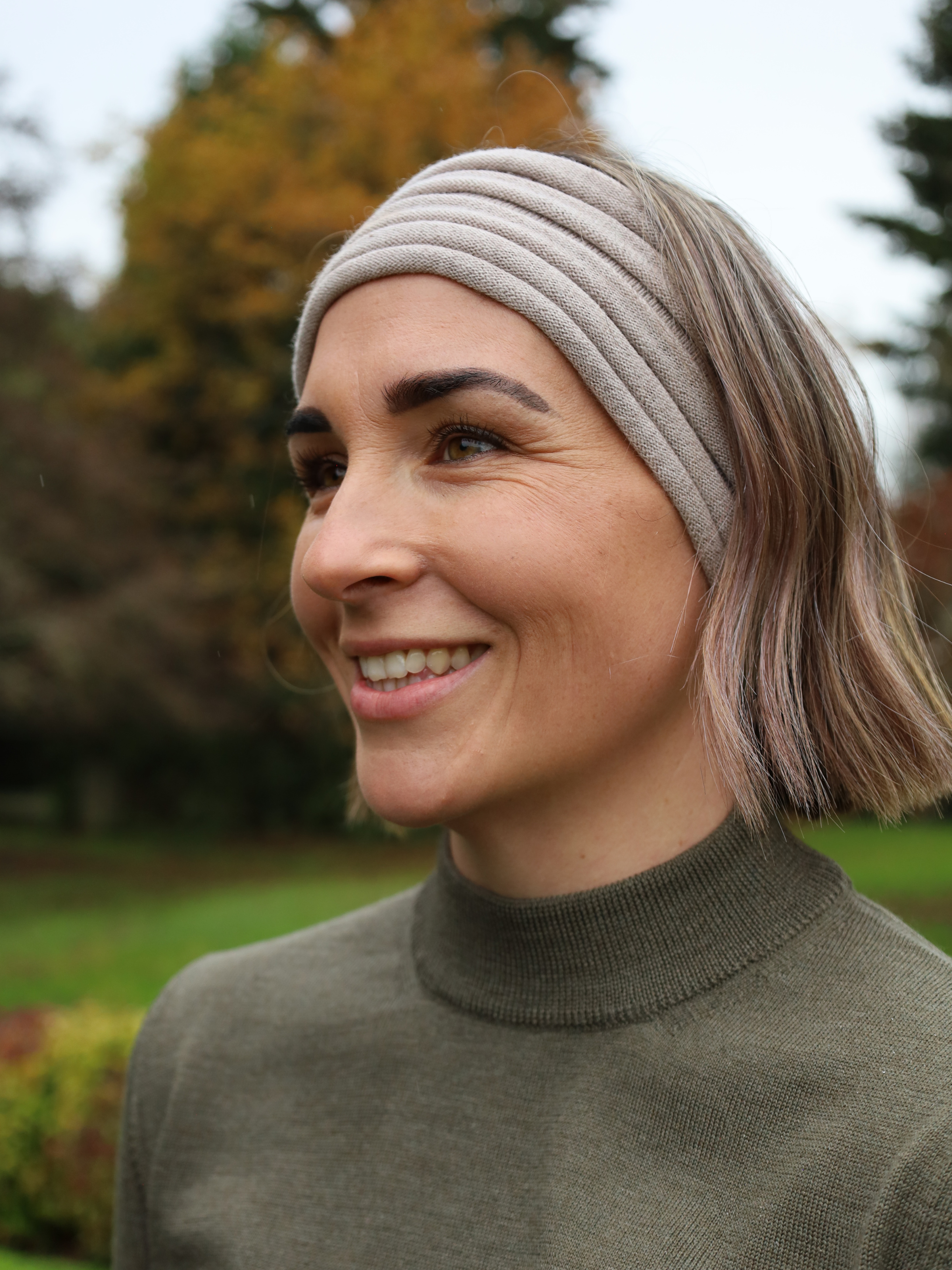 Ribbed merino headband sand
