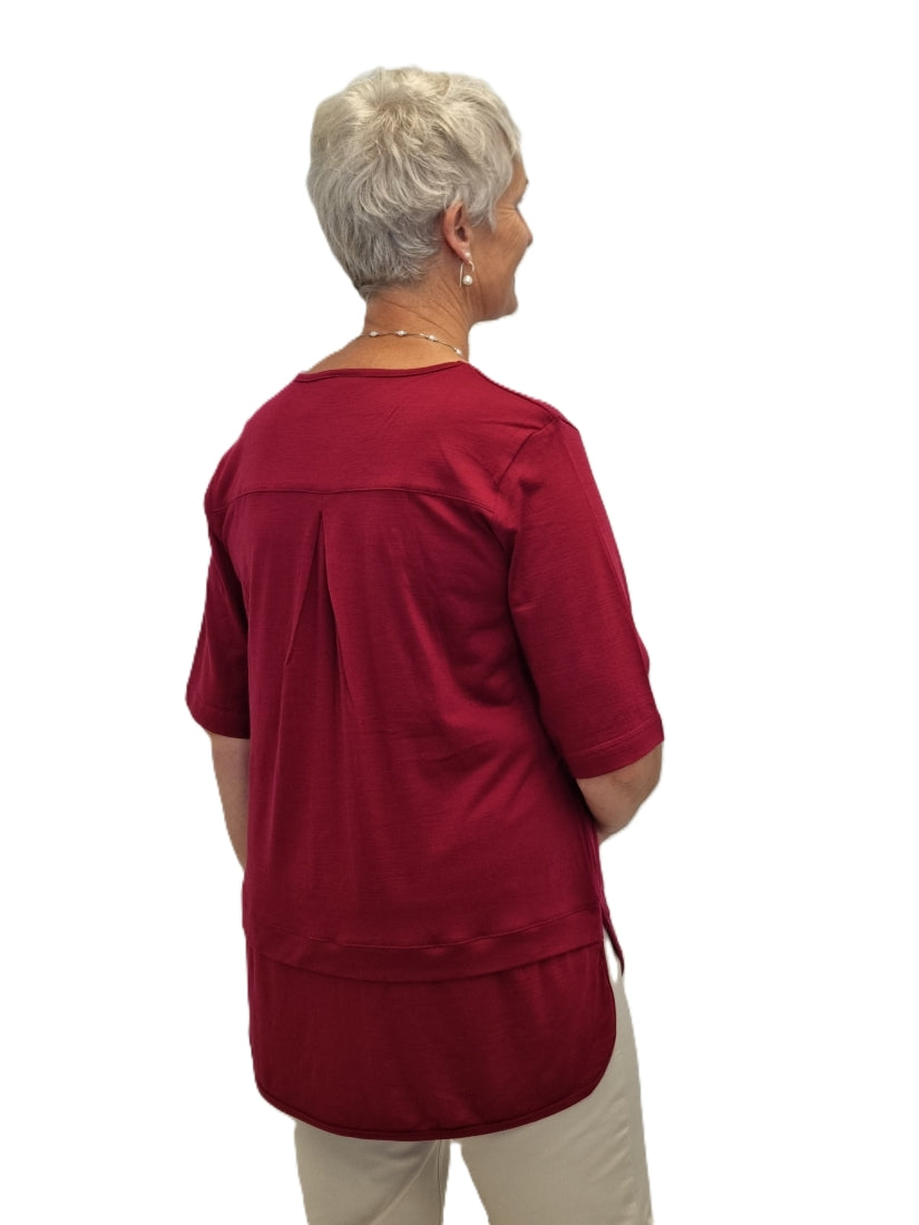 Patsy - 100% Merino Curve Hem Top