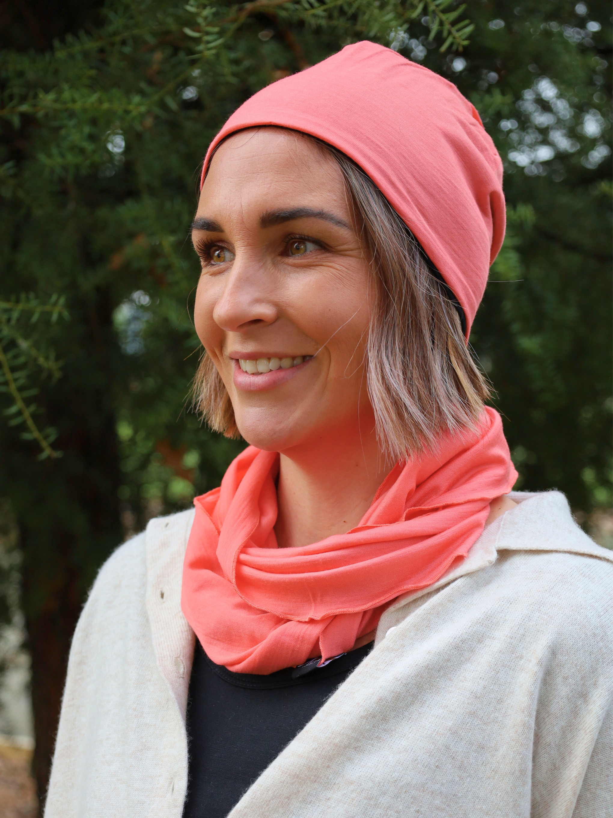 merino beanie coral