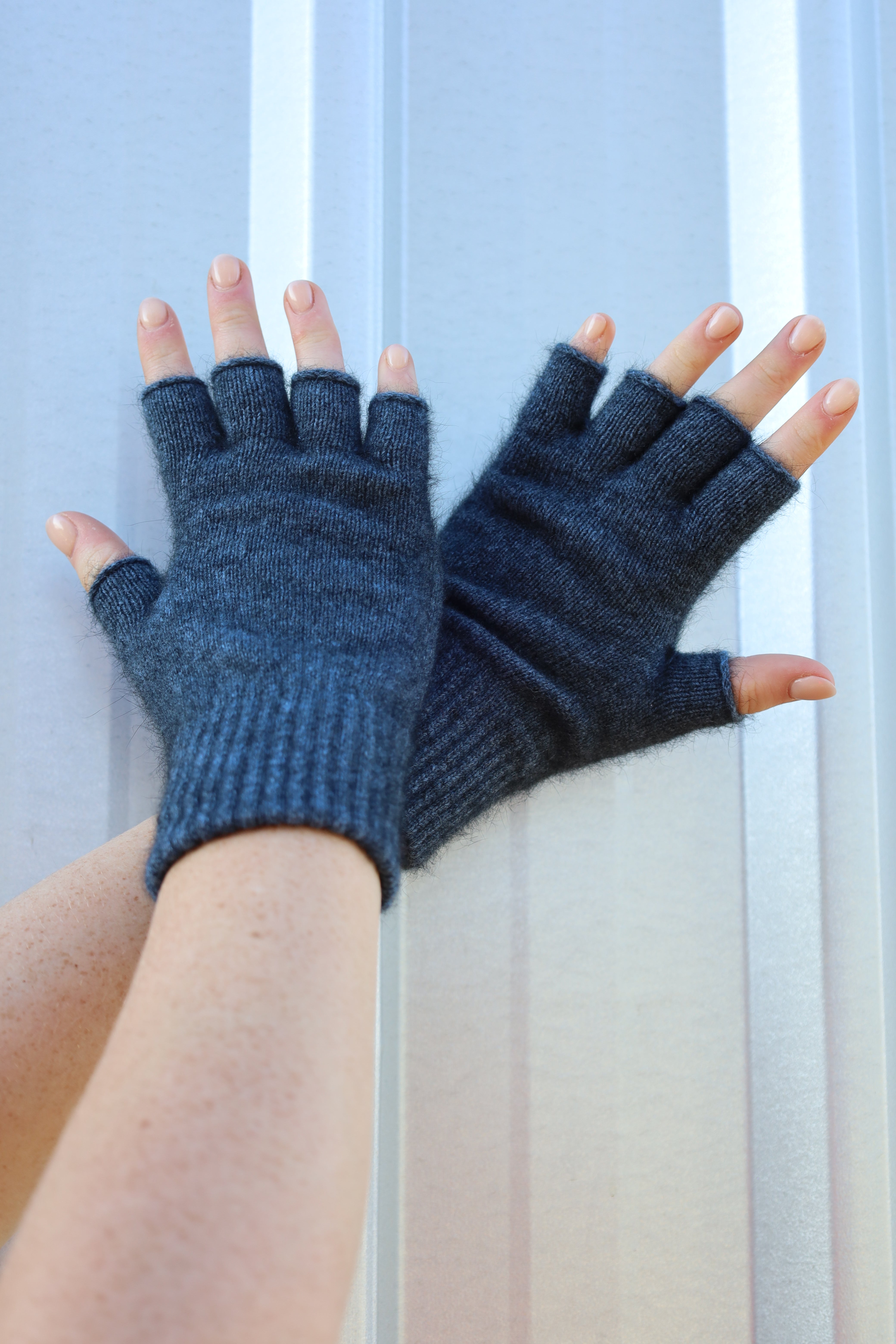possum fingerless gloves neptune