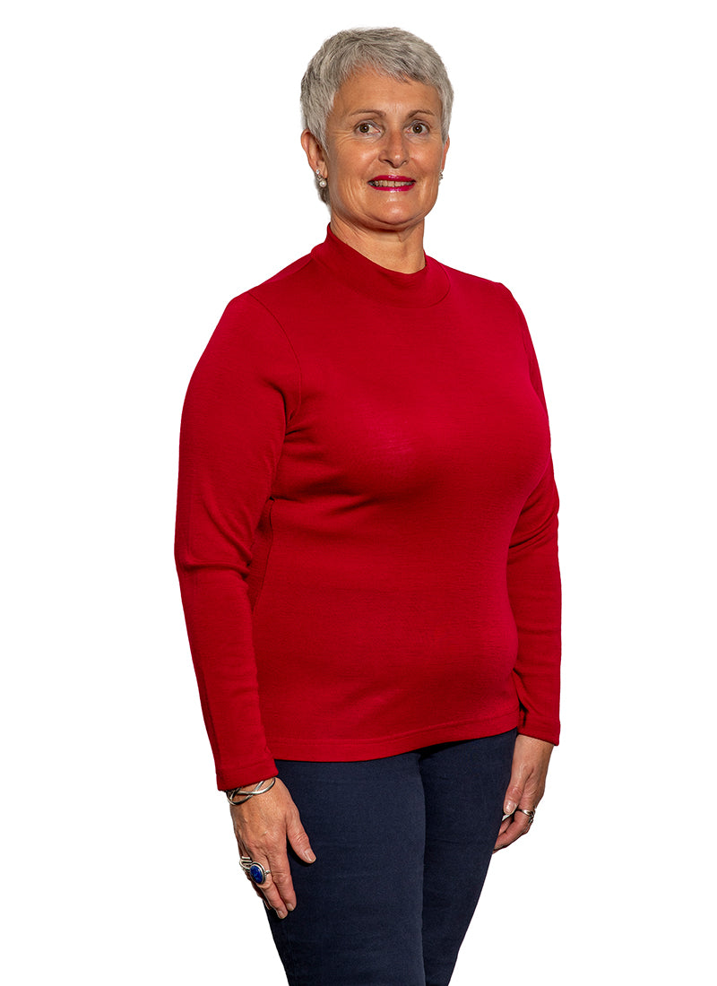 Merino turtle neck jumper red